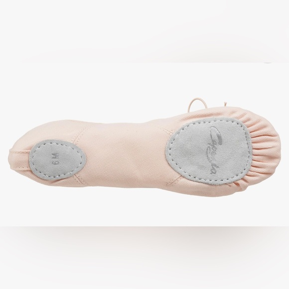 New Capezio Women's 2028 Canvas Juliet Ballet Shoe - Picture 3 of 4